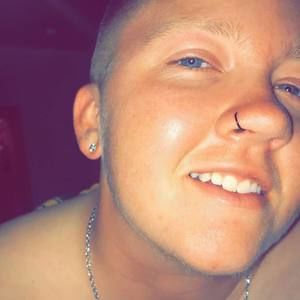 Meet your Posher, Nikolas